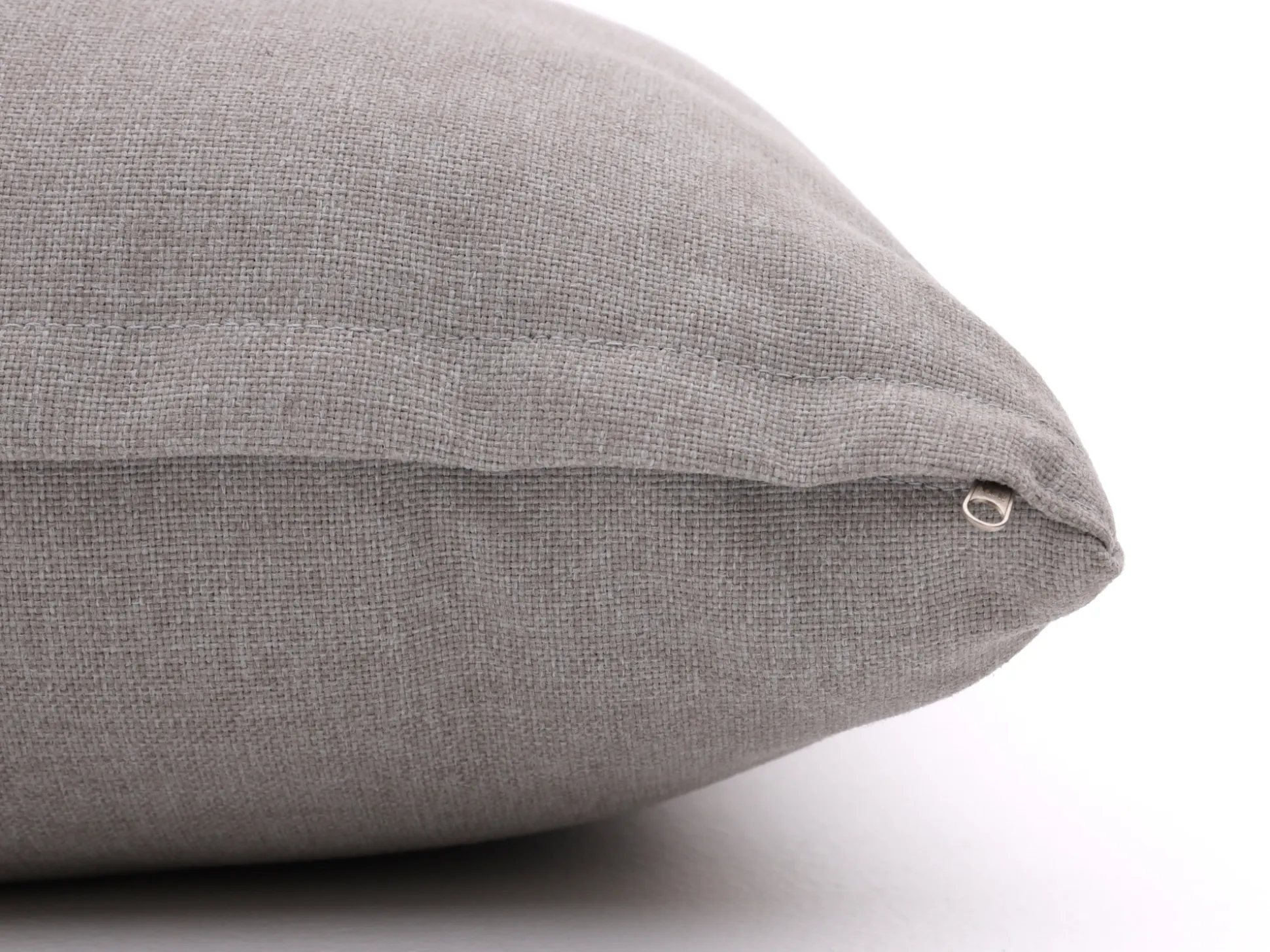 Apple Bee Cocoon lounge daybed
