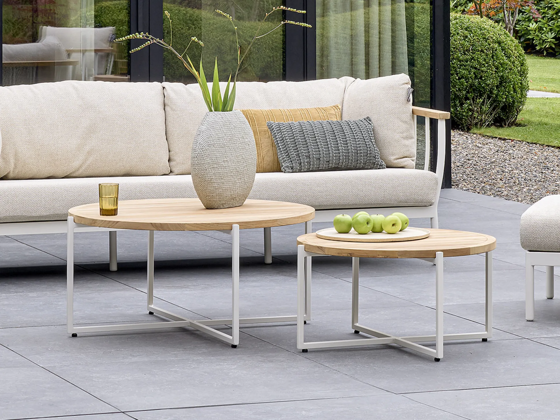 Apple Bee Condor lounge tuintafel ø 54cm (h: 50)