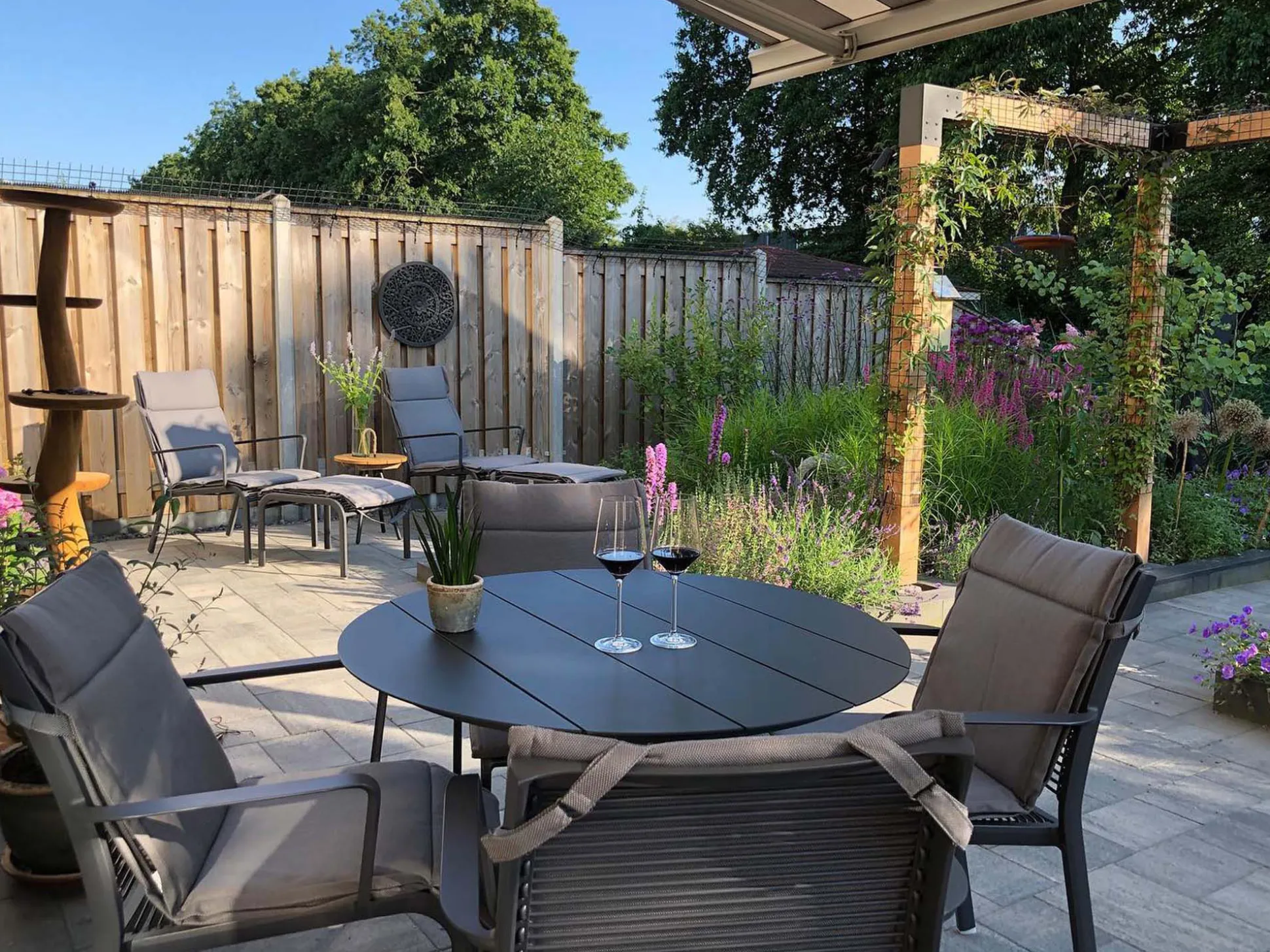 Apple Bee Hawaii dining tuinstoel stapelbaar