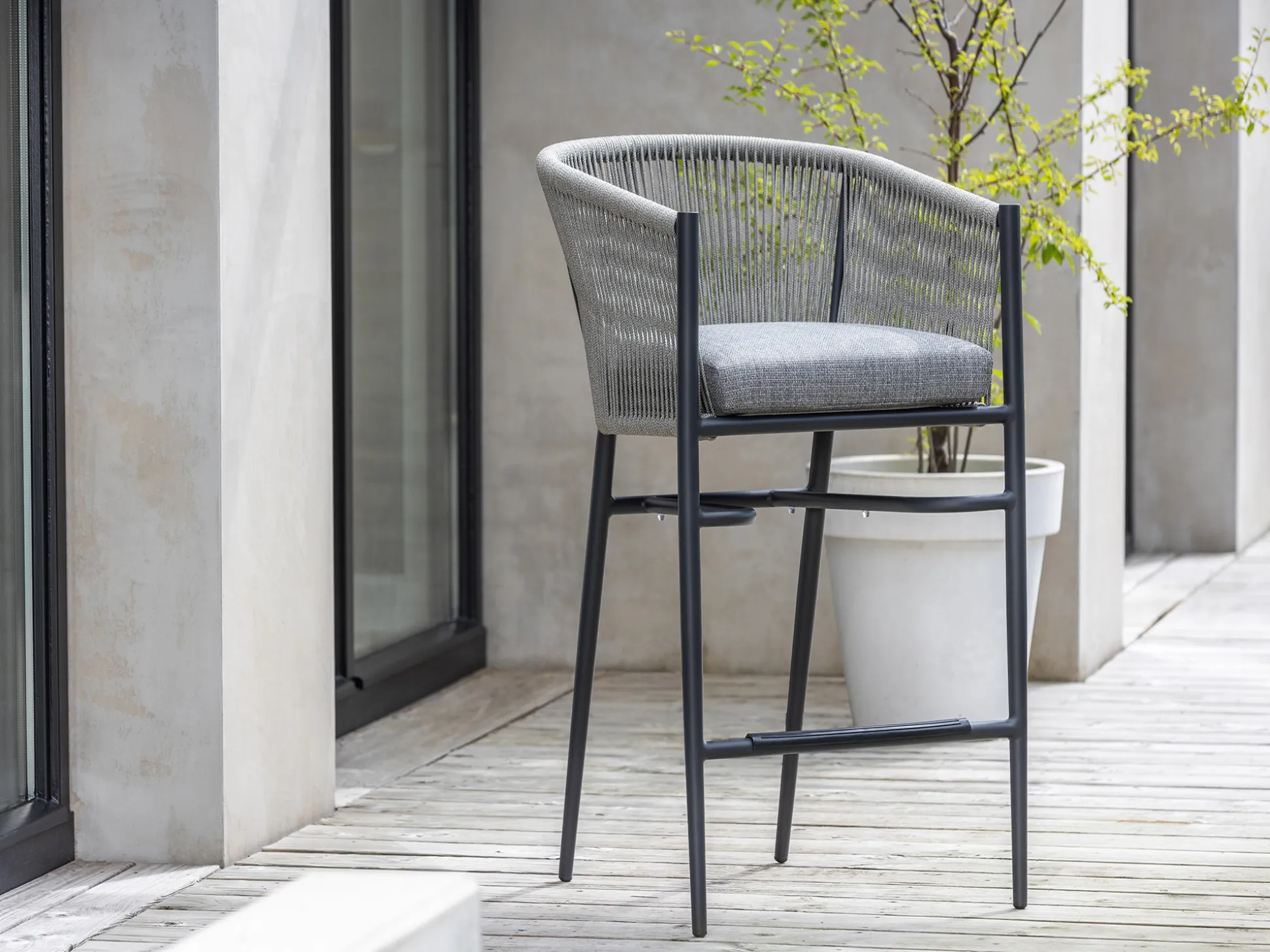 Bellagio Mineo/ROUGH-Y Ellips 240cm high dining tuinset 7-delig