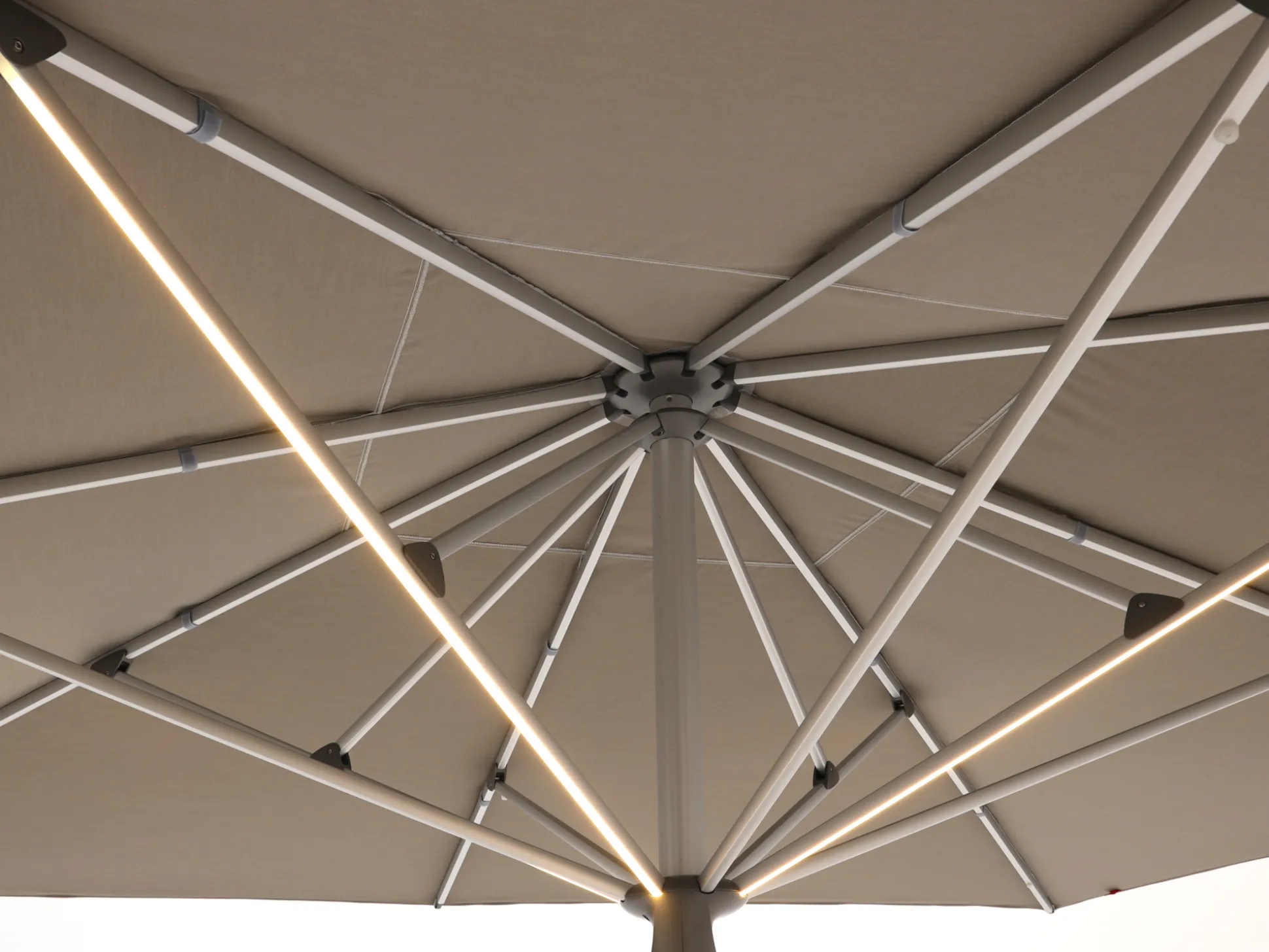Glatz Fortello LED parasol 400x400cm