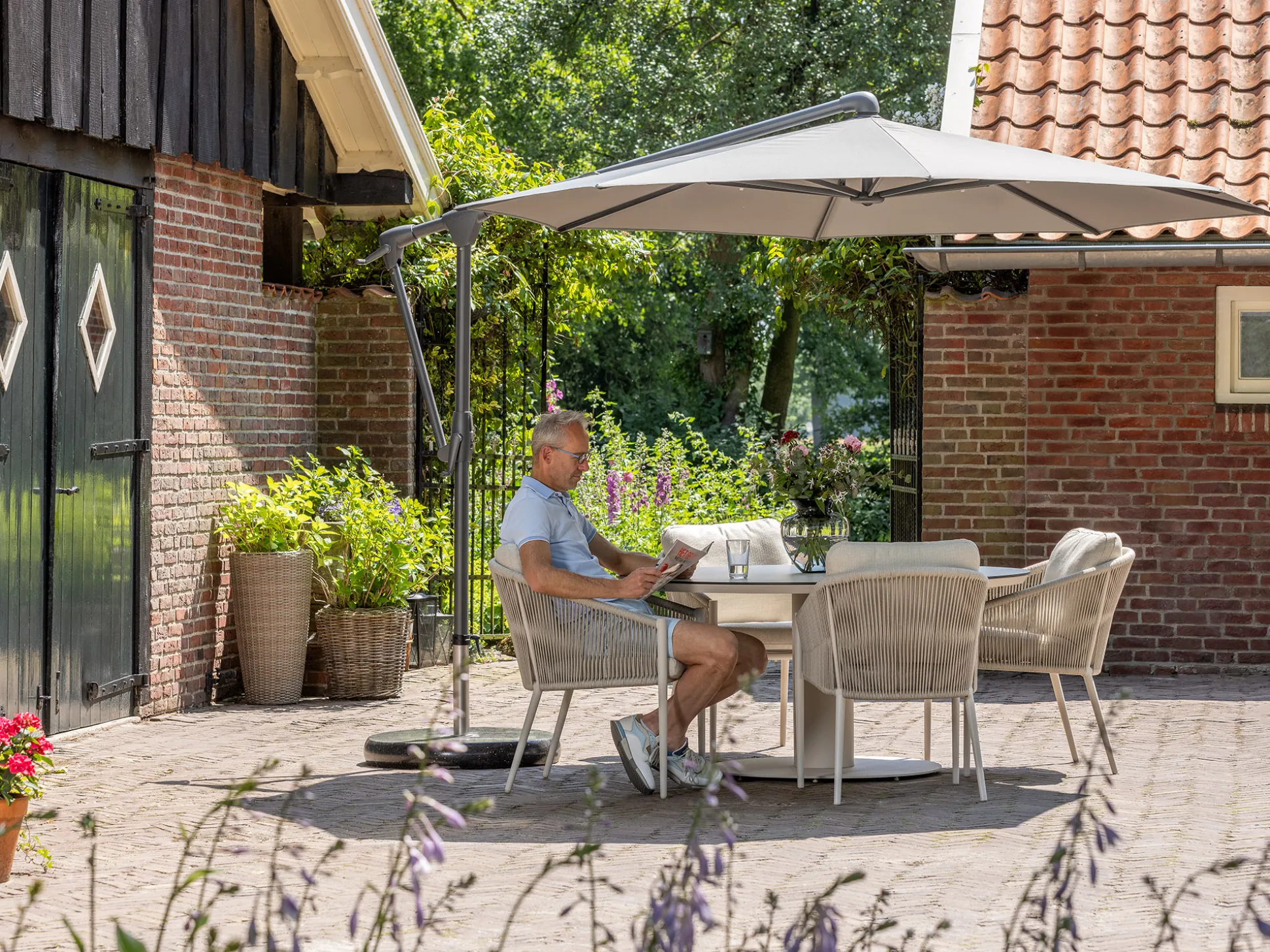 Glatz Sunwing Casa zweefparasol ø 330cm