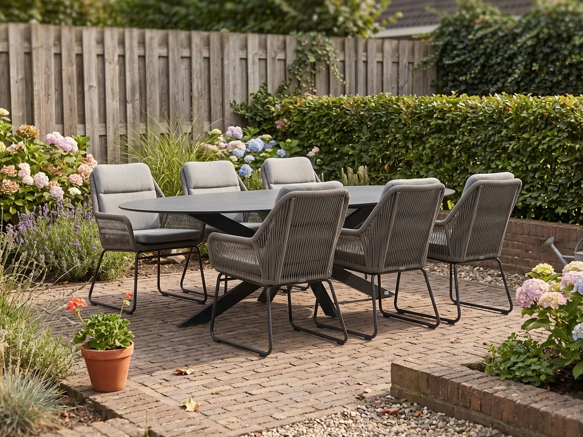 Intenso Isorella/Furato Ellips 200cm dining tuinset 7-delig