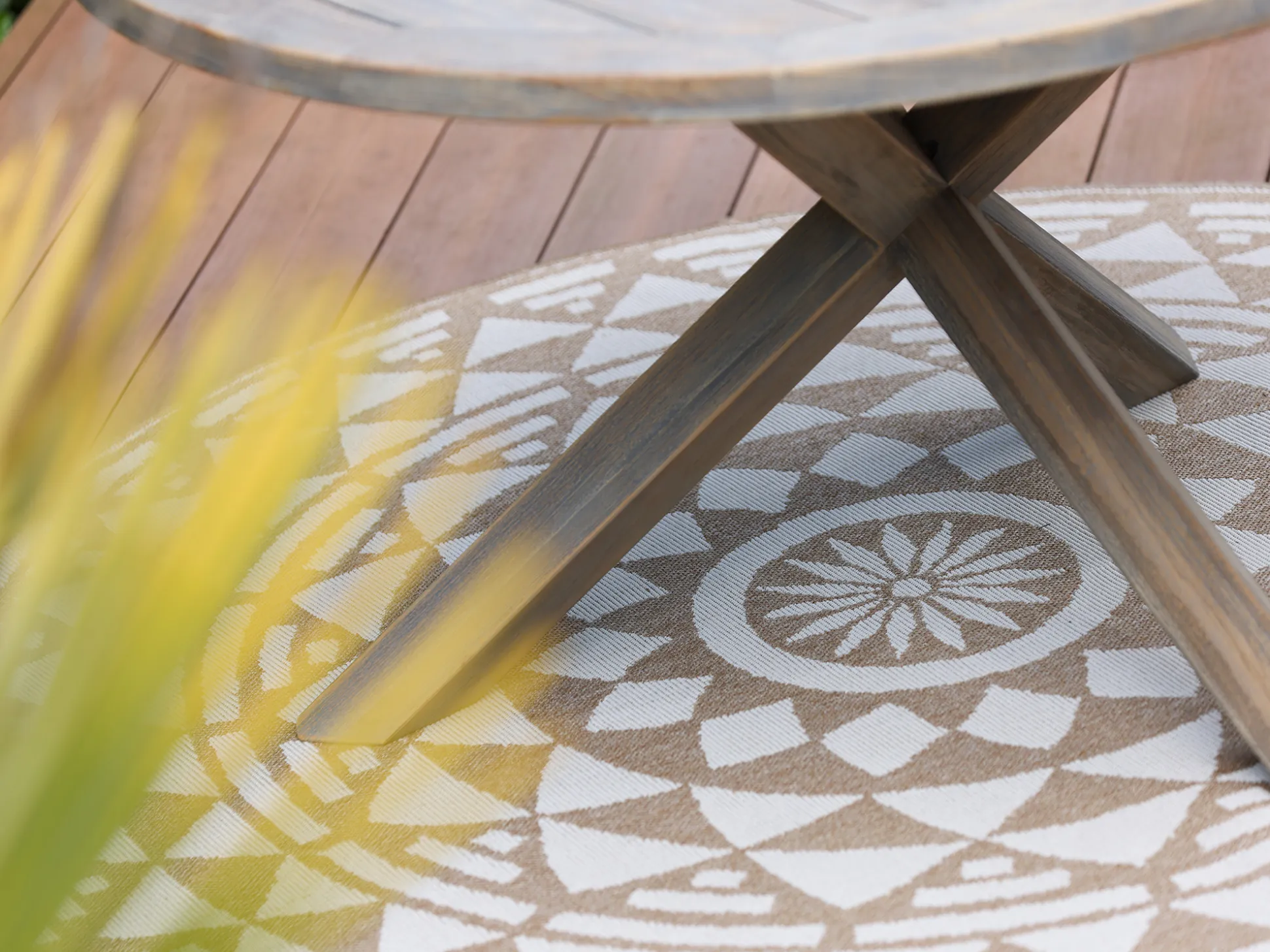 Intenso Tropea/ROUGH-Y ø150cm dining tuinset 7-delig