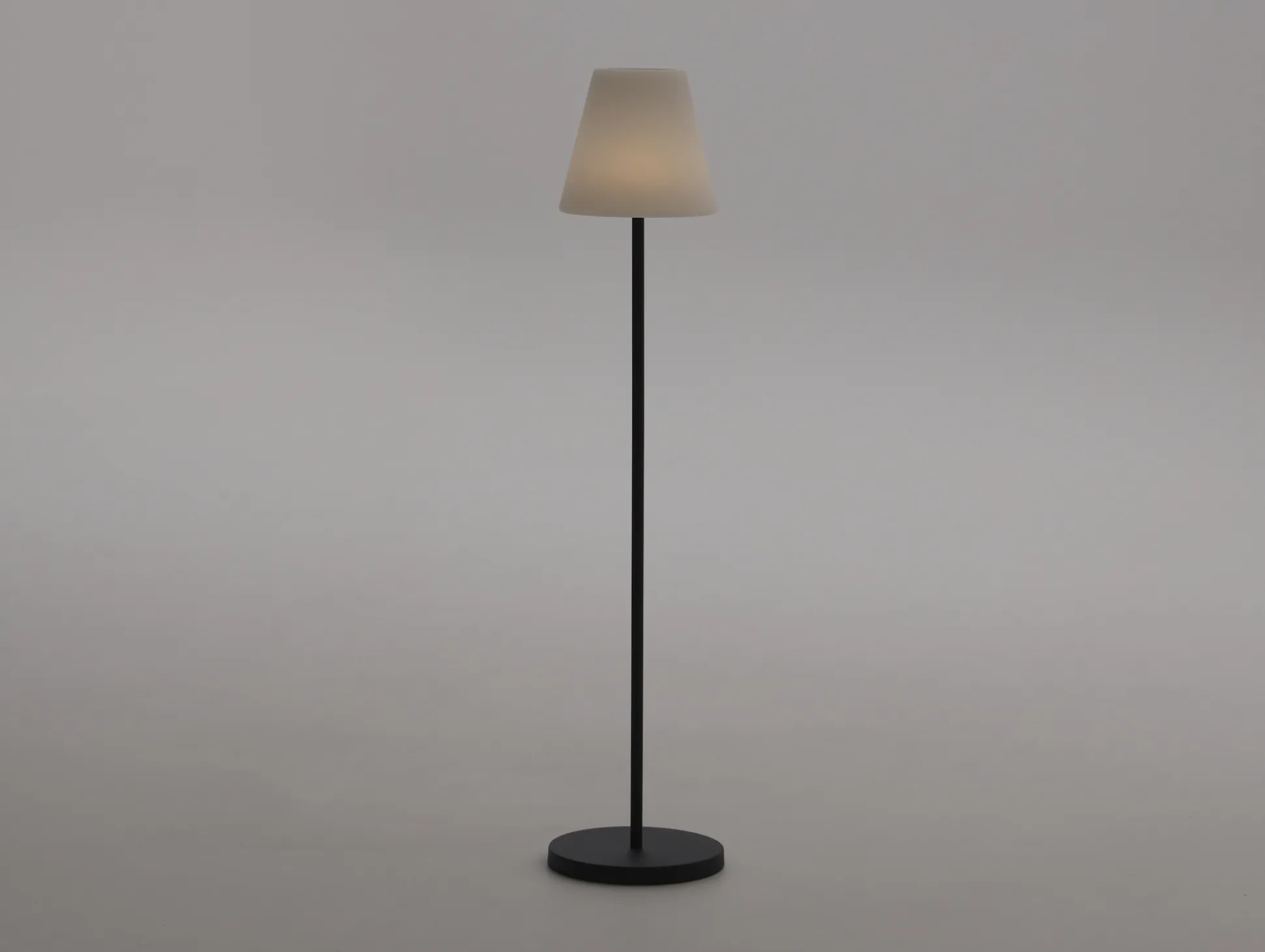 Luzenca staande buitenlamp led oplaadbaar dimbaar ø25cm (h:125cm)