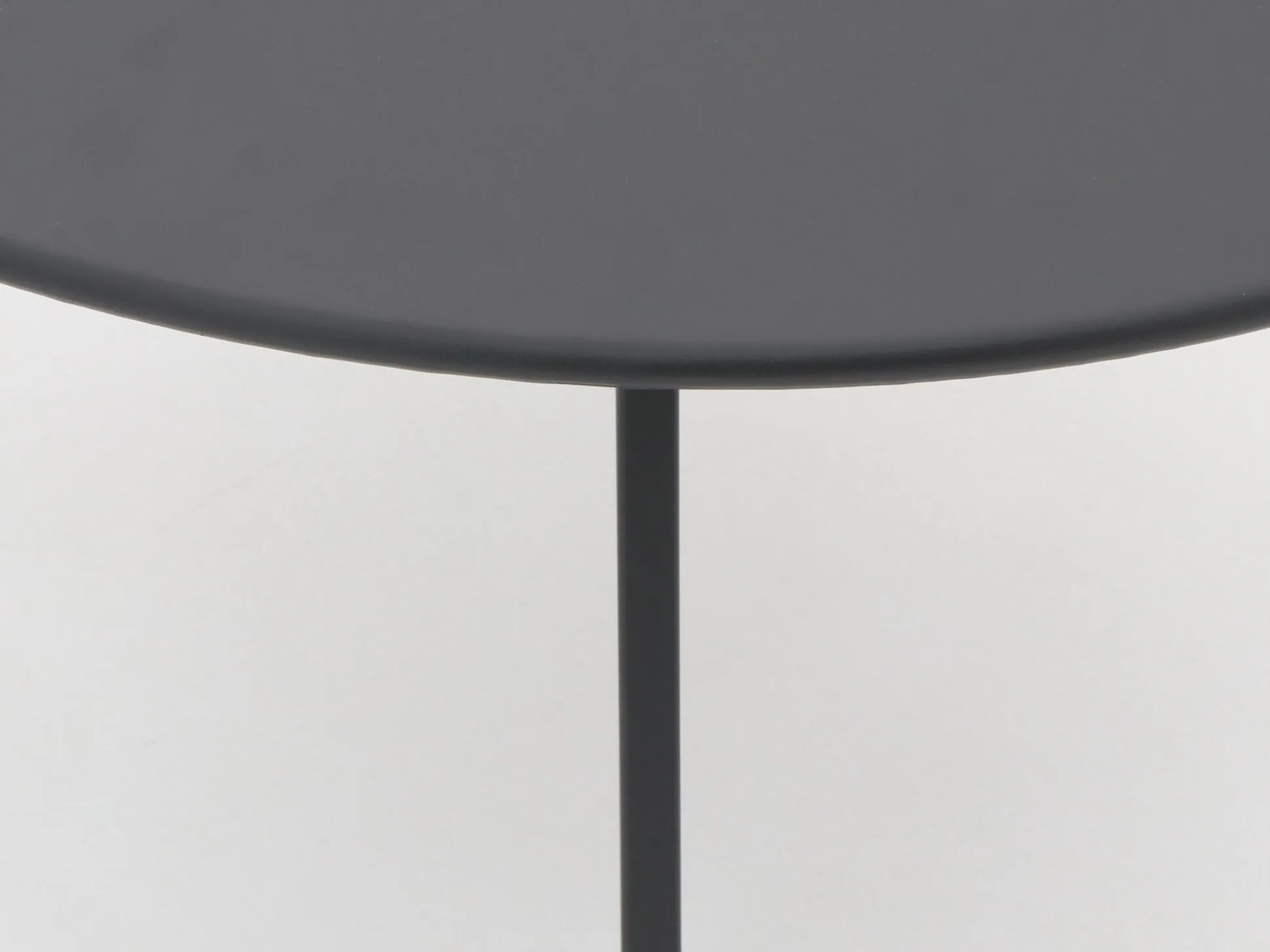 Manifesto Bovezzo bijzet tuintafel ø 70cm (h:40cm)