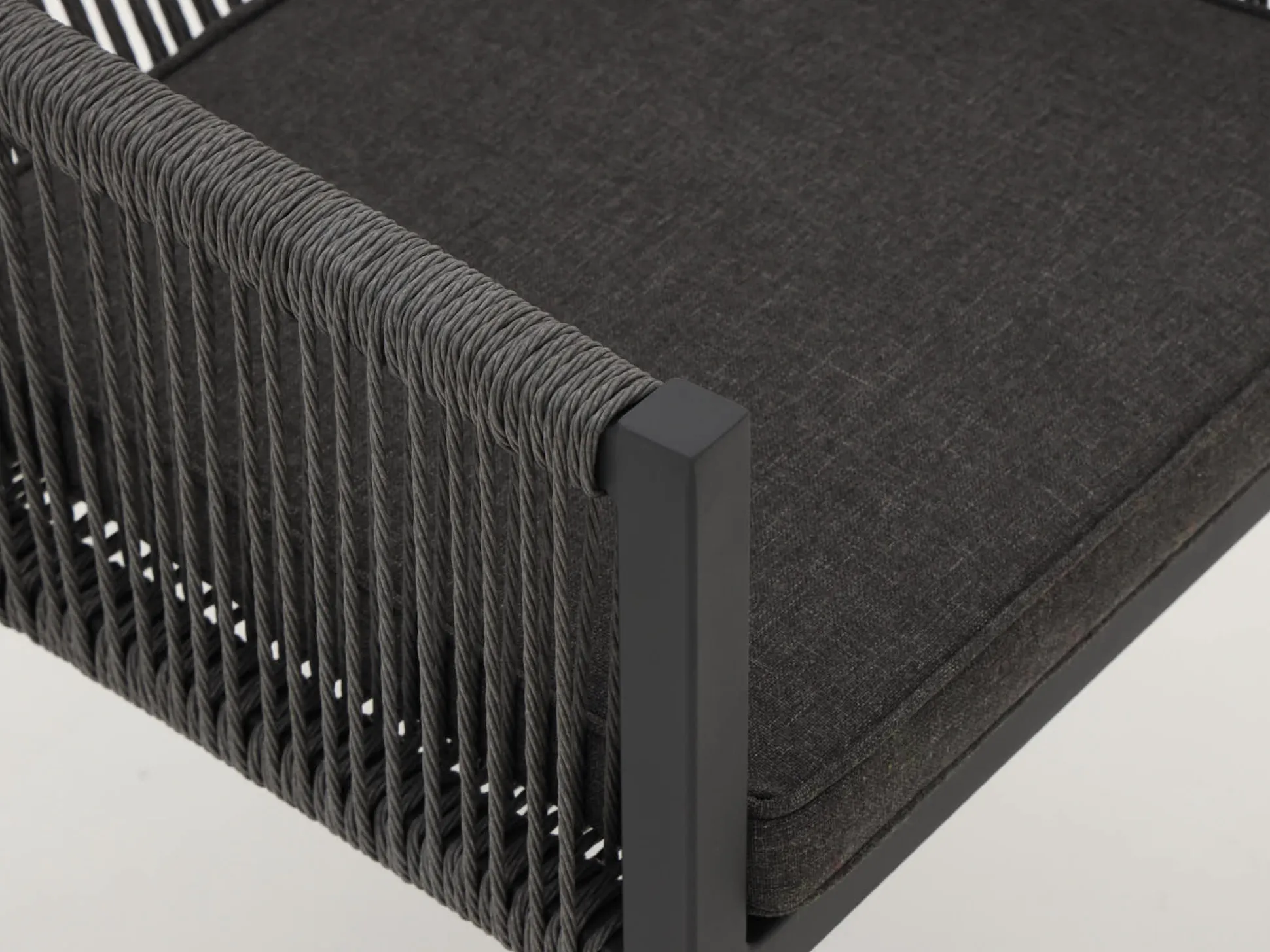 Manifesto Rivola/ROUGH-Y Ellips 240cm dining tuinset 7-delig
