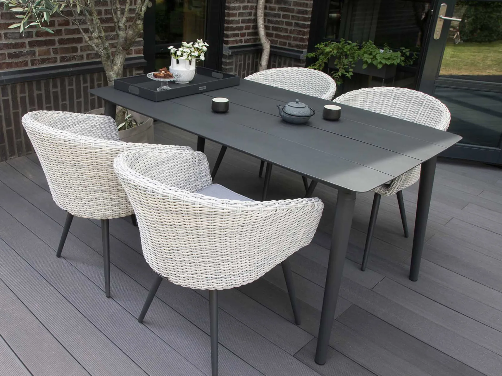Manifesto Sora dining tuintafel 160x90x74cm