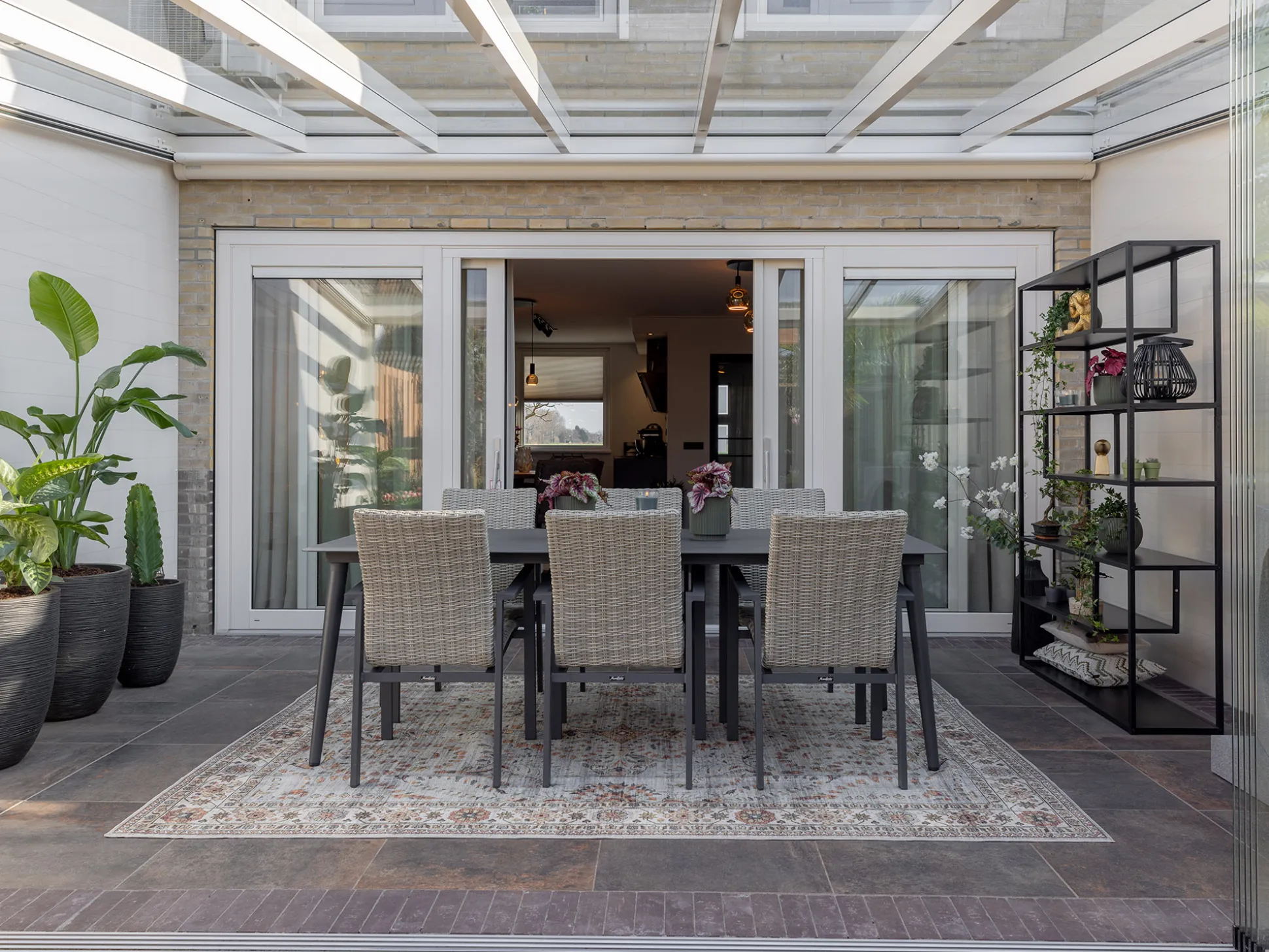 Manifesto Villongo dining tuinstoel stapelbaar
