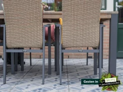 Manifesto Villongo dining tuinstoel stapelbaar