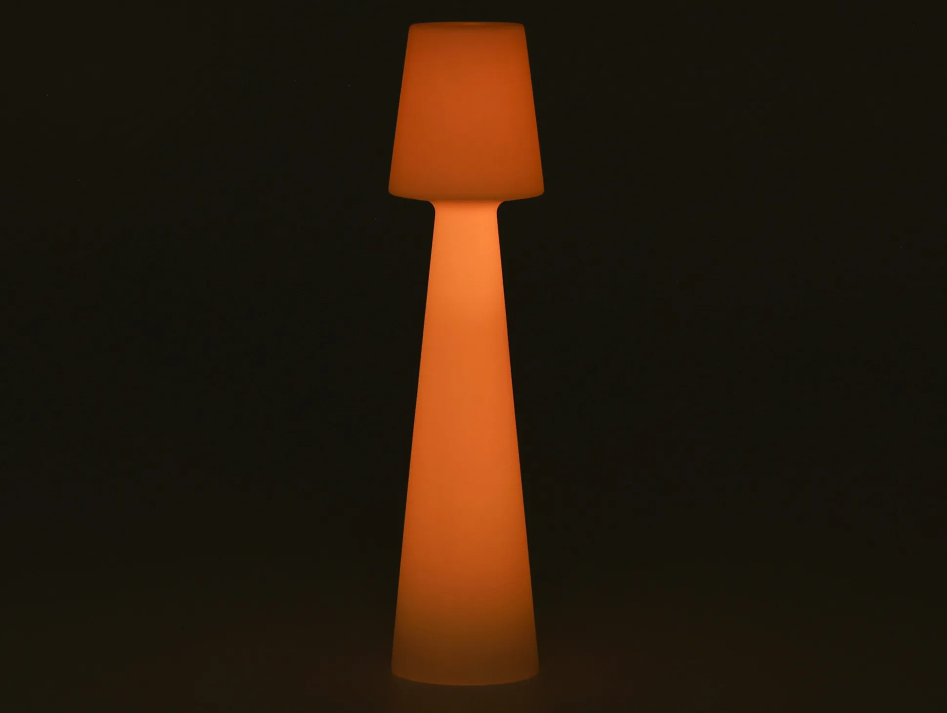 New Garden Lola staande buitenlamp led oplaadbaar dimbaar ø 45cm (h: 165cm)