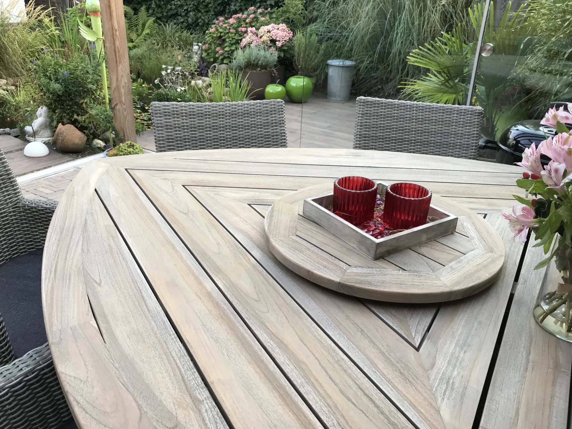 ROUGH-S Triangular dining tuintafel 170x170x170x76cm
