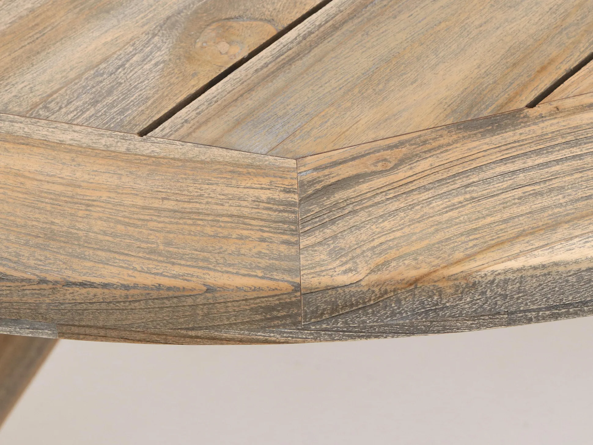 ROUGH-Y dining tuintafel ø 150cm (h:75cm)