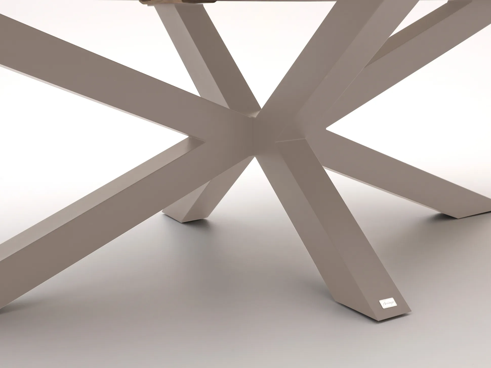 ROUGH-Y Ellips low dining tuintafel 240x120cm
