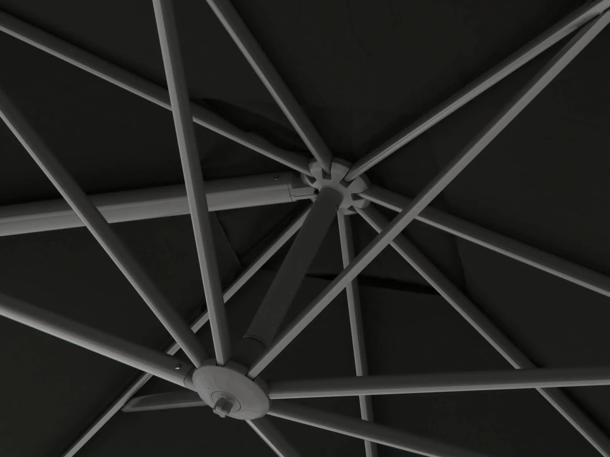 Shadowline Austin zweefparasol 300x300cm