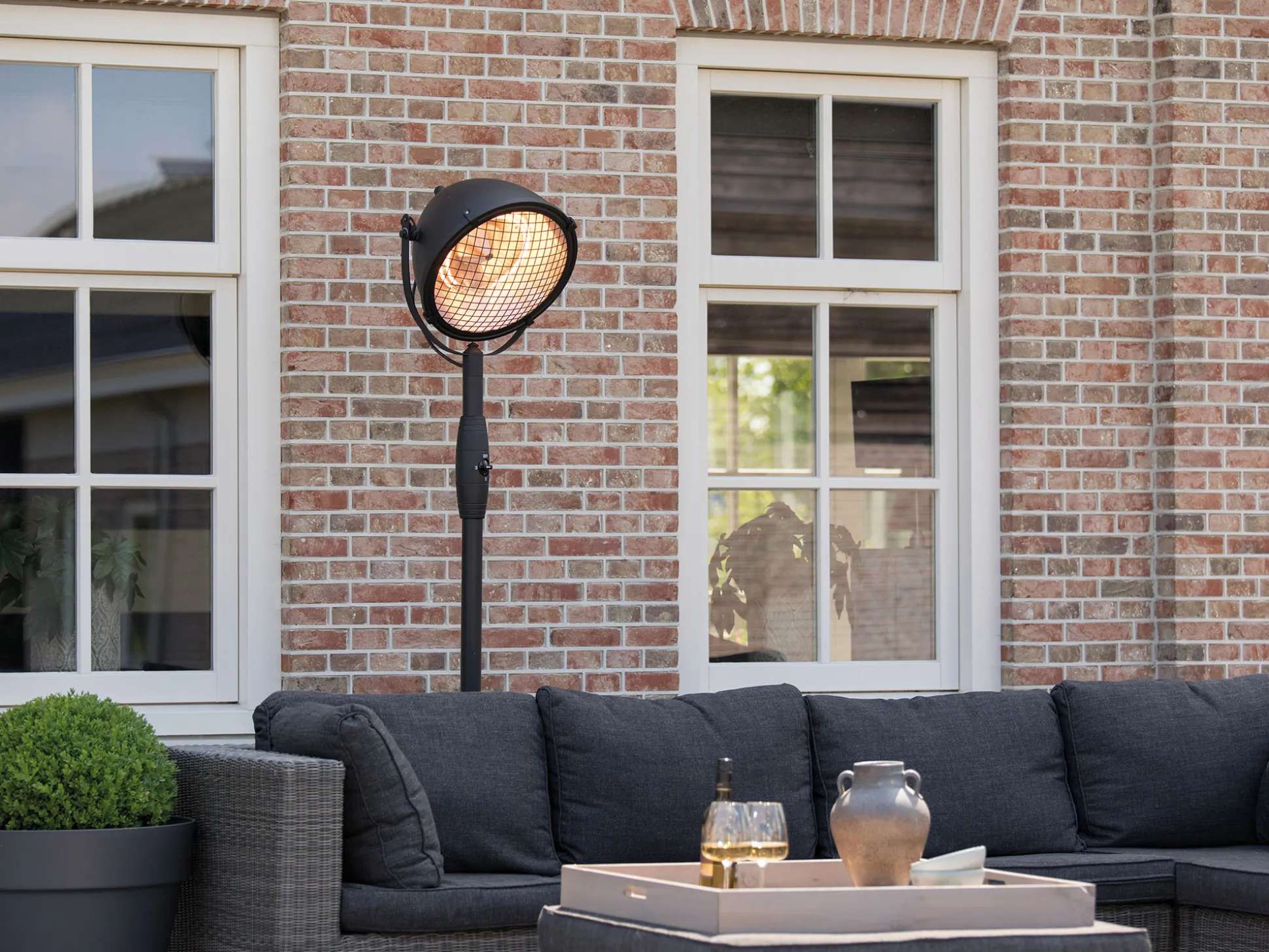 Sunred Bright Indus II staande terrasverwarmer 2100 Watt