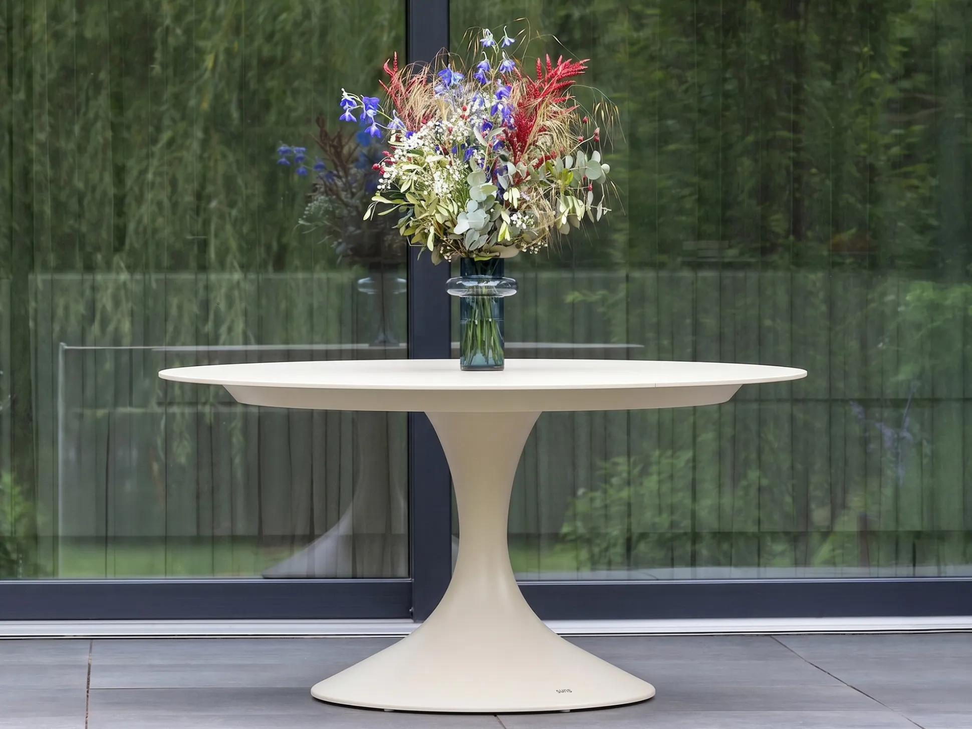 SUNS Nova dining tuintafel ø 150cm (h: 75cm)